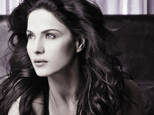 IHC rejects plea seeking action against Veena Malik